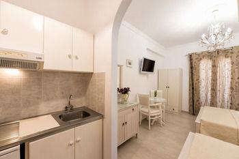 Maria Studios Apartment *
